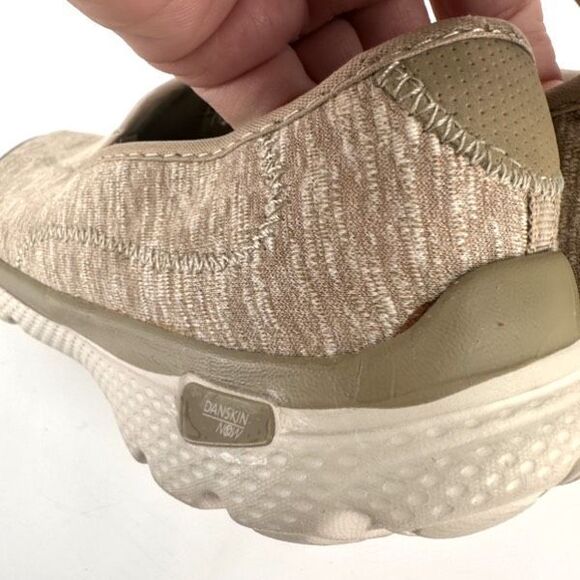 Danskin Now Women's Slip-on Tan Memory Foam Active Shoes Size 9 Cushion Flats - Picture 7 of 10